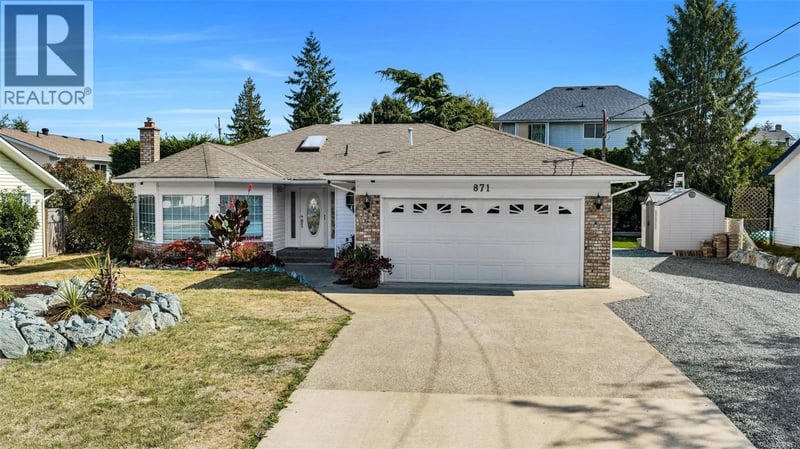 871 Colonia Drive, Ladysmith, British Columbia, V9G1N5, Ladysmith, British Columbia — photo 1 of 5