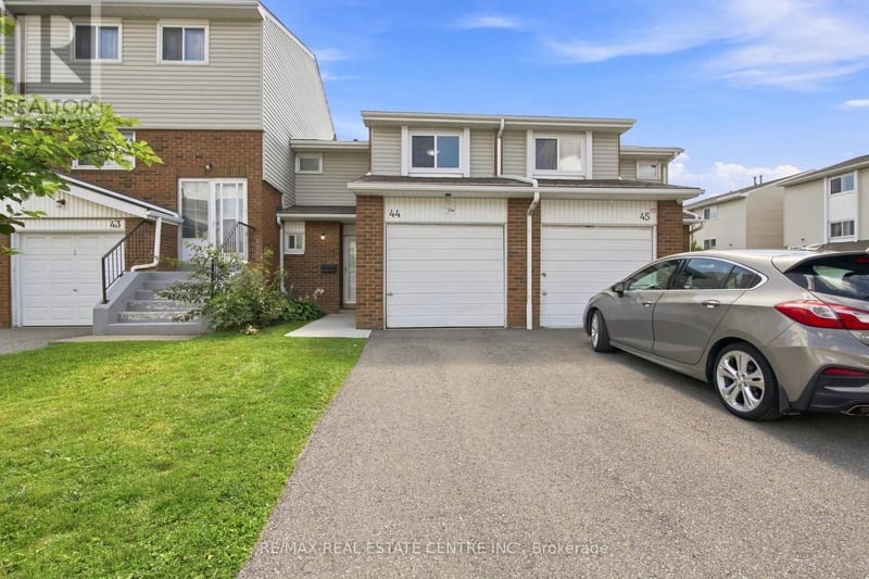 #49 44 Franklin Court, Brampton (Bramalea West Industrial), Ontario, L6T3Z1, Brampton (Bramalea West Industrial), Ontario — photo 1 of 5