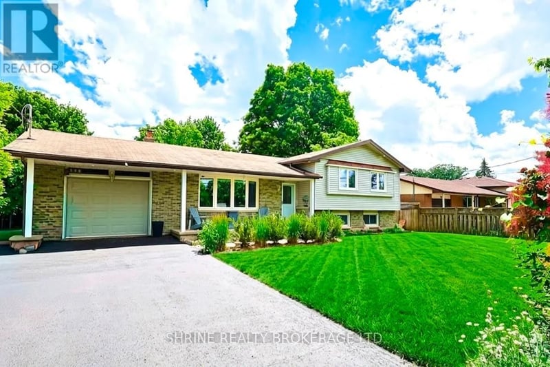 146 FANSHAWE PARK Road West, London North (North A), Ontario, N6G5C4, London North (North A), Ontario — photo 1 of 5