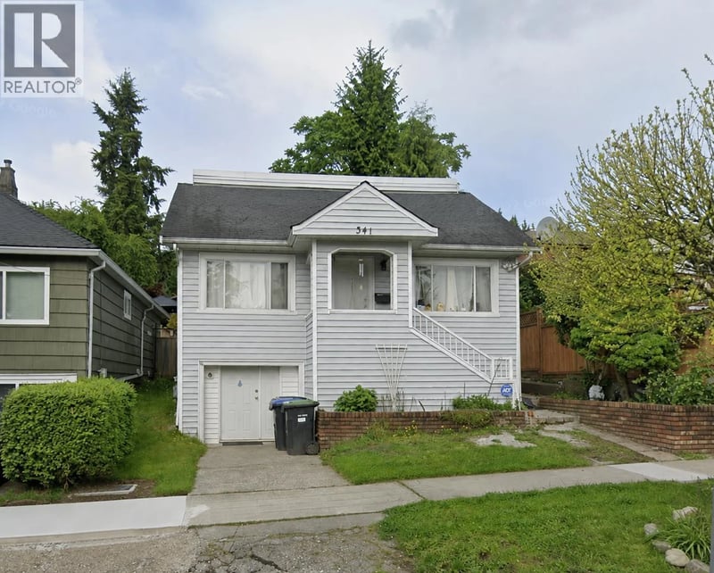 341 BUCHANAN Avenue, New Westminster, British Columbia, V3L3Z3, New Westminster, British Columbia — photo 1 of 5