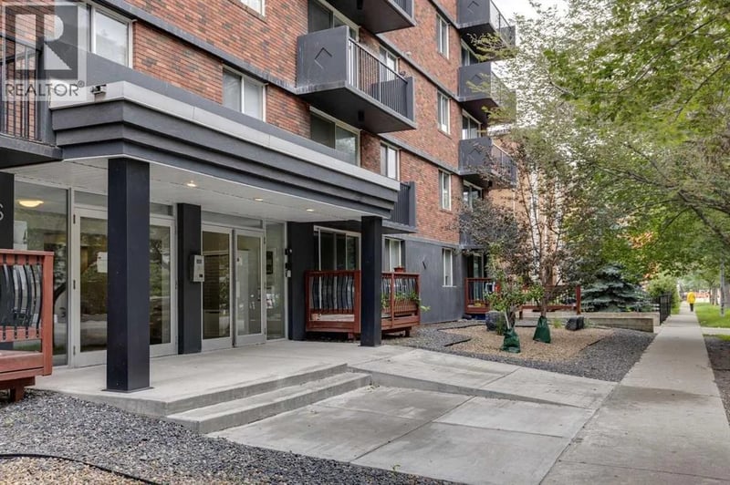1236 15 Avenue Southwest, Calgary, Alberta, T3C0X5, Calgary, Alberta — photo 1 of 5