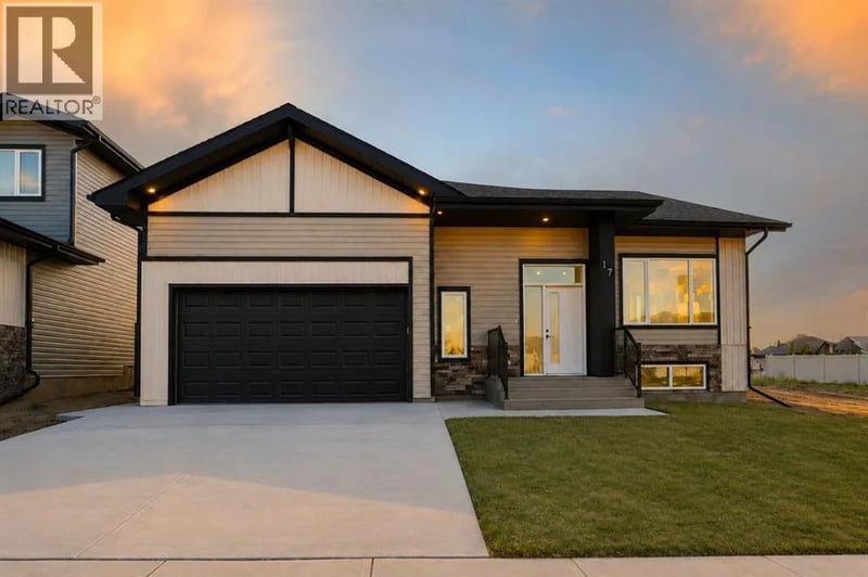 17 Tranter Street, Red Deer, Alberta, T4P0Y9, Red Deer, Alberta — photo 1 of 5