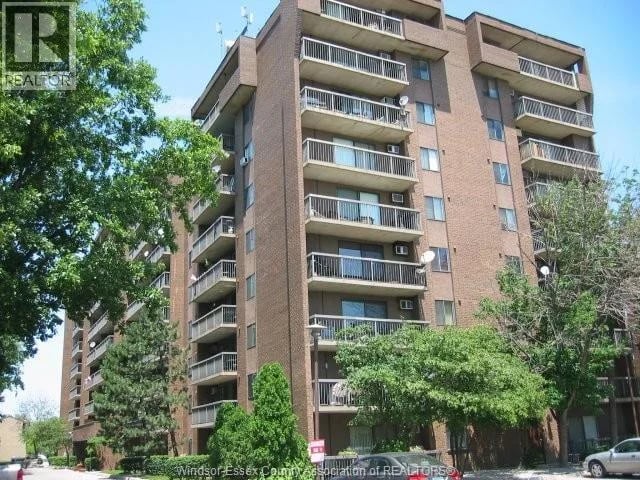 #509 3936 WYANDOTTE Street East, Windsor, Ontario, N8Y1G3, Windsor, Ontario — photo 1 of 5