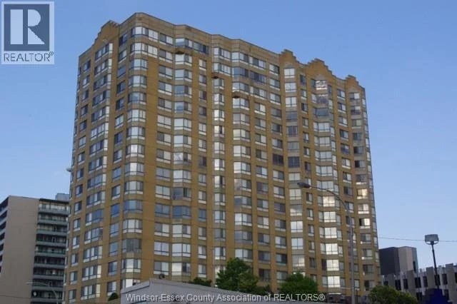 #1701 75 RIVERSIDE Drive, Windsor, Ontario, N9A7C2, Windsor, Ontario — photo 1 of 5