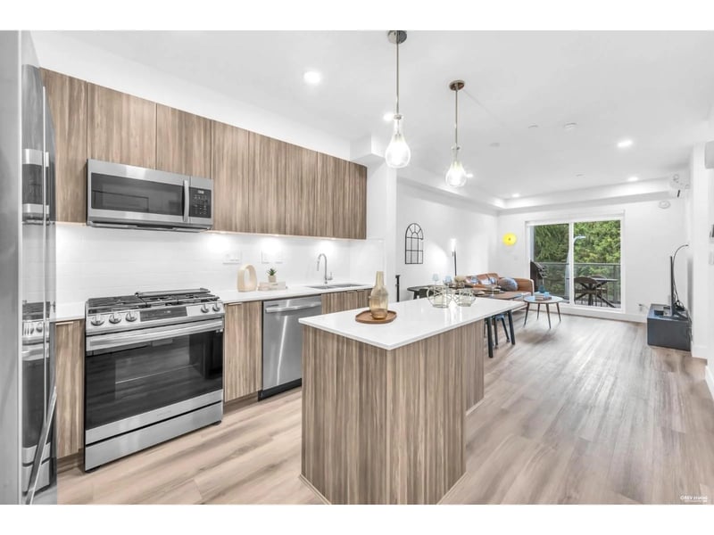 #A310 8447 202 Street, Langley, British Columbia, V2Y4K2, Langley, British Columbia — photo 1 of 5