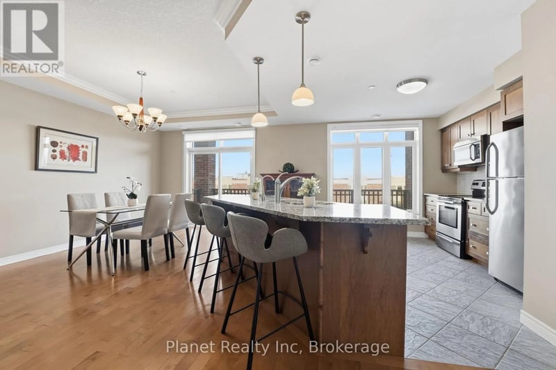 #305 65 BAYBERRY Drive, Guelph (Village By The Arboretum), Ontario, N1G5K8, Guelph (Village By The Arboretum), Ontario — photo 1 of 5