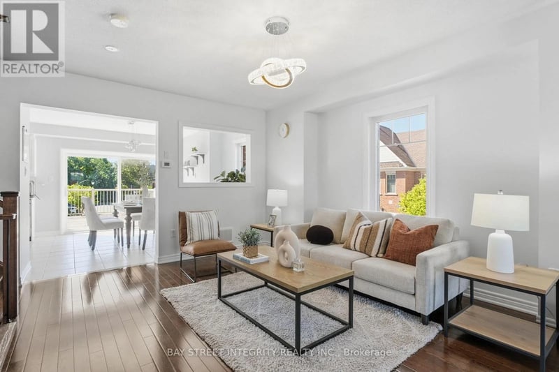 980 Millard Street, Whitchurch-Stouffville (Stouffville), Ontario, L4A0T2, Whitchurch-Stouffville (Stouffville), Ontario — photo 1 of 5