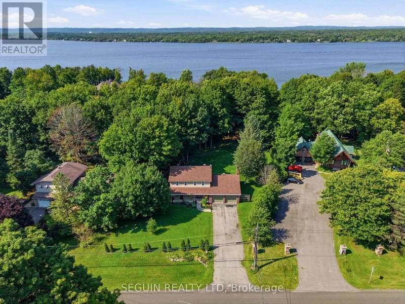 2865 Front Road, East Hawkesbury, Ontario, K6A2R2, East Hawkesbury, Ontario — photo 1 of 5