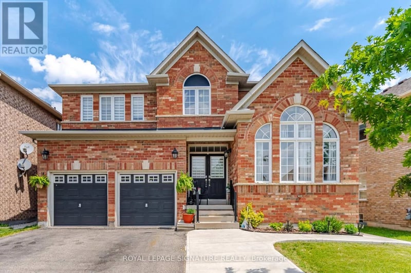 34 Nina Place North, Brampton (Fletcher's Meadow), Ontario, L7A2E1, Brampton (Fletcher's Meadow), Ontario — photo 1 of 5