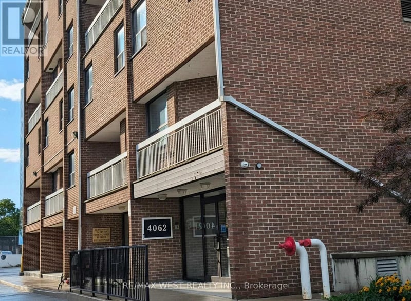 #306 4062 Lawrence Avenue East, Toronto (West Hill), Ontario, M1E4V5, Toronto (West Hill), Ontario