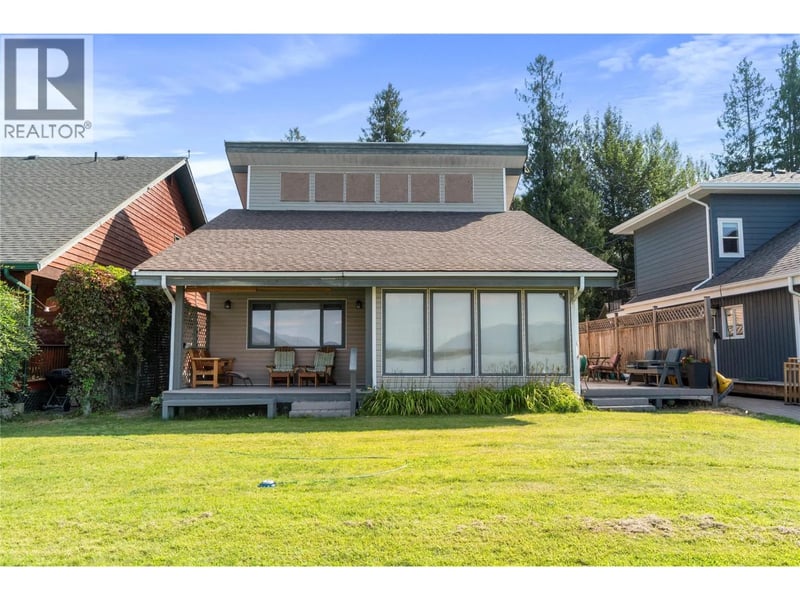 #4 6868 Squilax-Anglemont Road, Magna Bay, British Columbia, V0E1M7, Magna Bay, British Columbia — photo 1 of 5