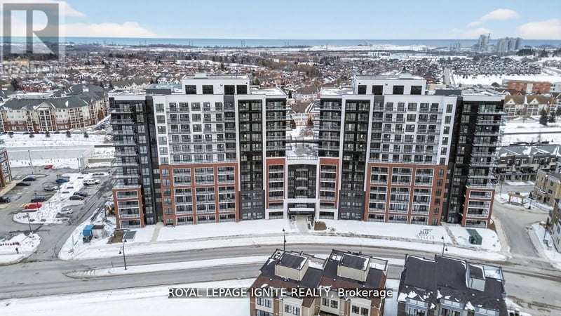 #611 51 Clarington Boulevard, Clarington (Bowmanville), Ontario, L1C7J8, Clarington (Bowmanville), Ontario — photo 1 of 5