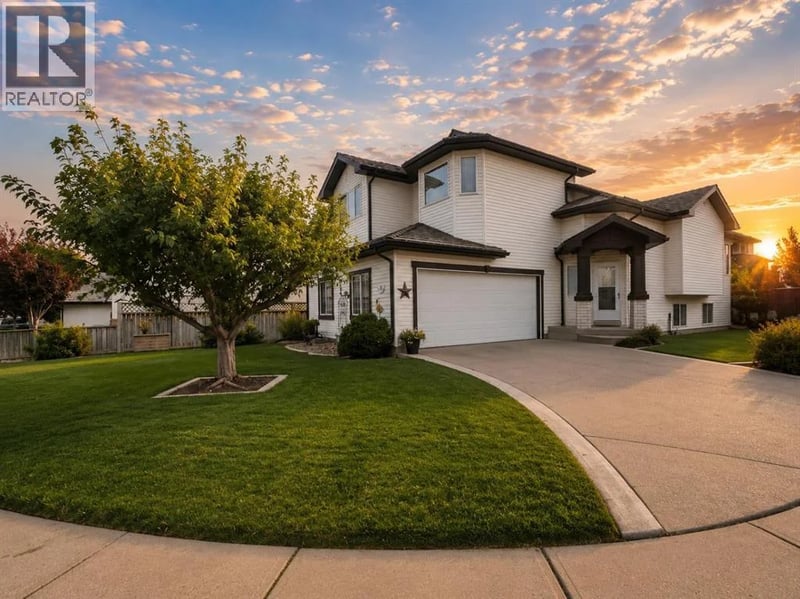 95 Heritage Point West, Lethbridge, Alberta, T1K7K9, Lethbridge, Alberta — photo 1 of 5