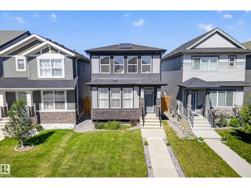 5310 22A AV SW, Edmonton, Alberta, T6X2Y1, Edmonton, Alberta — photo 1 of 5