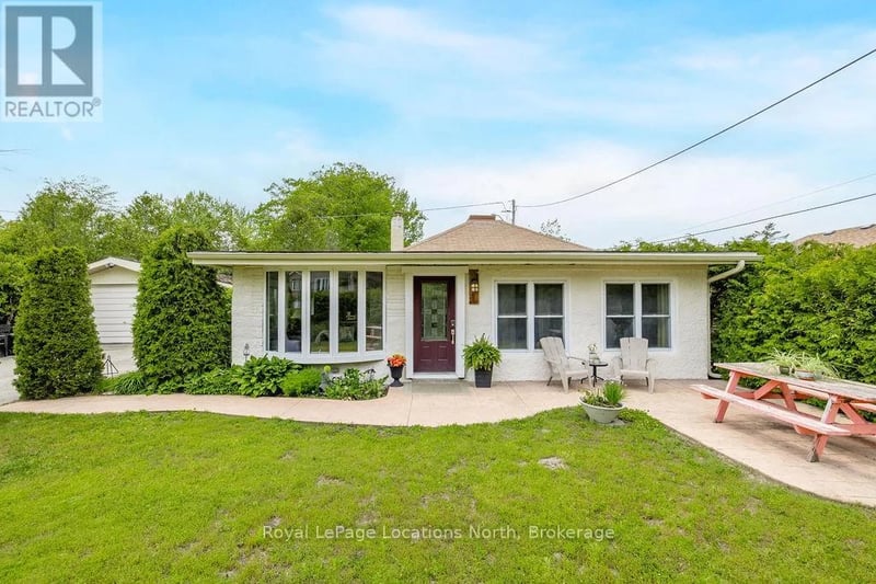 34 Glenwood Drive, Wasaga Beach, Ontario, L9Z2K5, Wasaga Beach, Ontario — photo 1 of 5