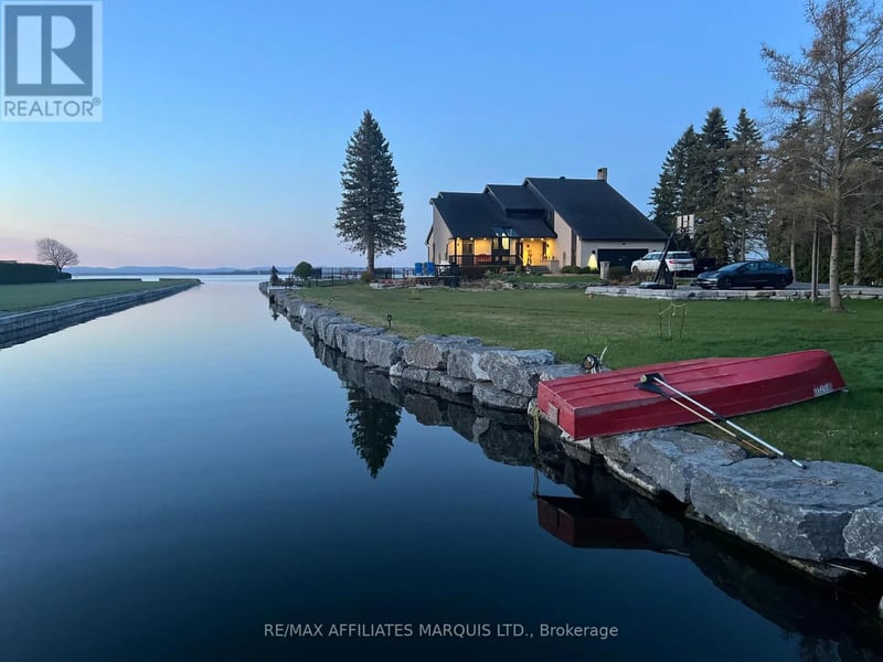 20214 County Rd 2 Road, South Glengarry, Ontario, K0C2E0, South Glengarry, Ontario — photo 1 of 5