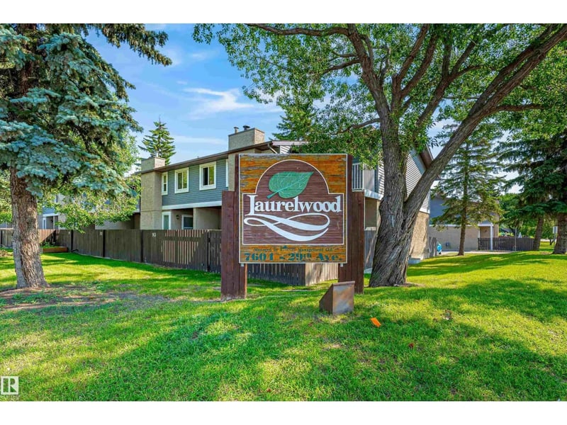 #4 7604 29 AV NW, Edmonton, Alberta, T6K3Z2, Edmonton, Alberta — photo 1 of 5