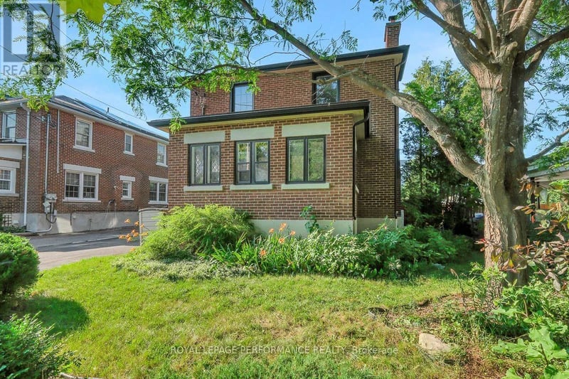 13 Wolff Street, Ottawa, Ontario, K1K1K6, Ottawa, Ontario — photo 1 of 5