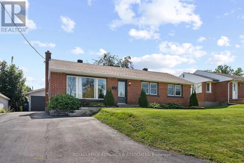 530 Alfred Street, Pembroke, Ontario, K8A3B7, Pembroke, Ontario — photo 1 of 5