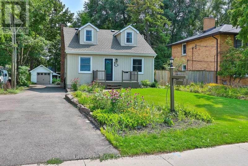 257 Ottawa Street North, Kitchener, Ontario, N2H3K9, Kitchener, Ontario — photo 1 of 5