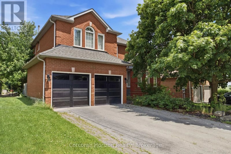131 Huntingwood Avenue, Hamilton (Dundas), Ontario, L9H6X5, Hamilton (Dundas), Ontario — photo 1 of 5