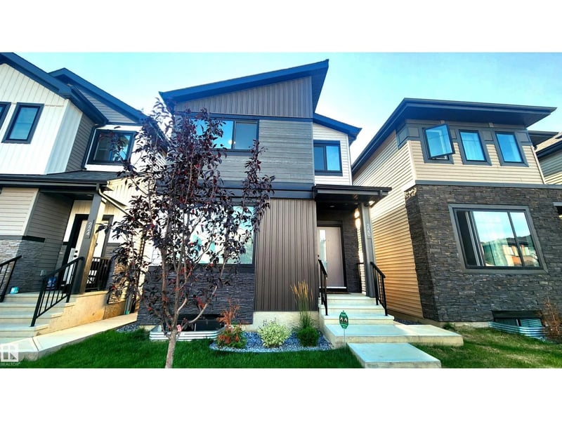 220 28 ST SW, Edmonton, Alberta, T6X3E4, Edmonton, Alberta — photo 1 of 5