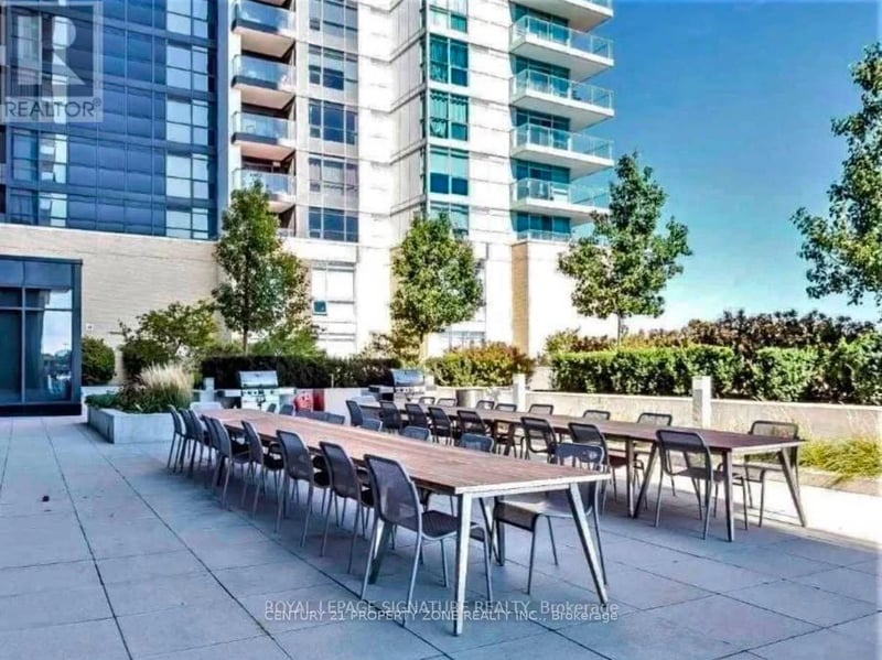 #303 33 Singer Court, Toronto (Bayview Village), Ontario, M2K0B4, Toronto (Bayview Village), Ontario — photo 1 of 5