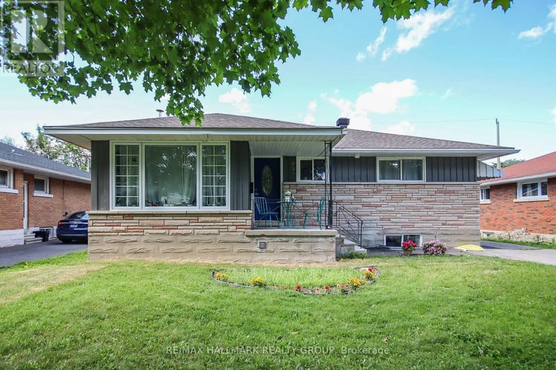 759 ADAMS Avenue, Ottawa, Ontario, K1G2Y1, Ottawa, Ontario — photo 1 of 5