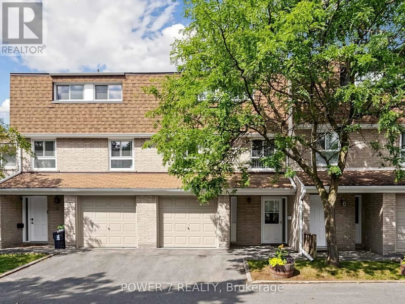 #5 77 Rameau Drive, Toronto (Hillcrest Village), Ontario, M2H1T6, Toronto (Hillcrest Village), Ontario — photo 1 of 5