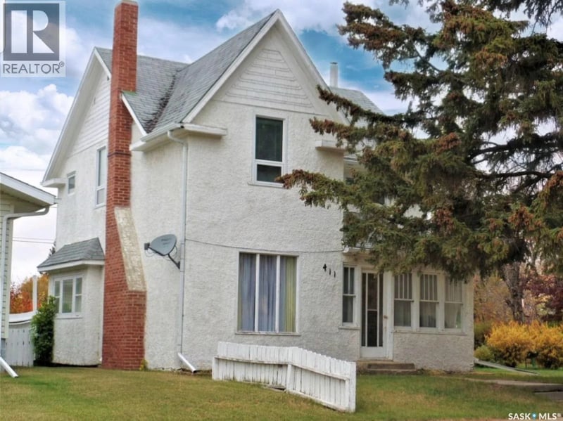 411 1st STREET W, Wilkie, Saskatchewan, S0K4W0, Wilkie, Saskatchewan — photo 1 of 5