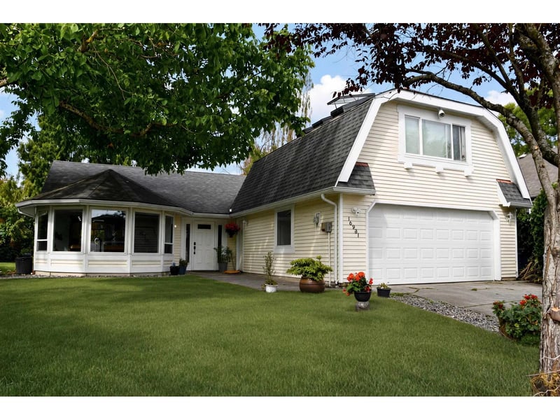 16281 11 Avenue, Surrey, British Columbia, V4A7W9, Surrey, British Columbia — photo 1 of 5