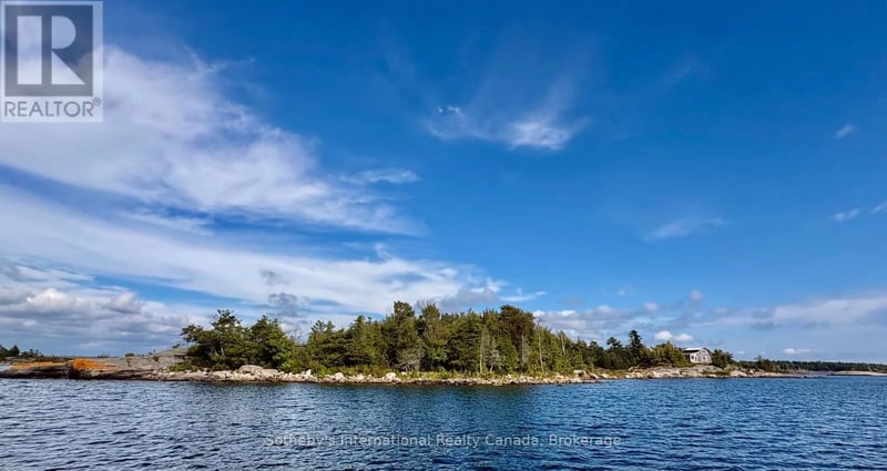 1 ISLAND 352C, Carling, Ontario, P0G1G0, Carling, Ontario — photo 1 of 5