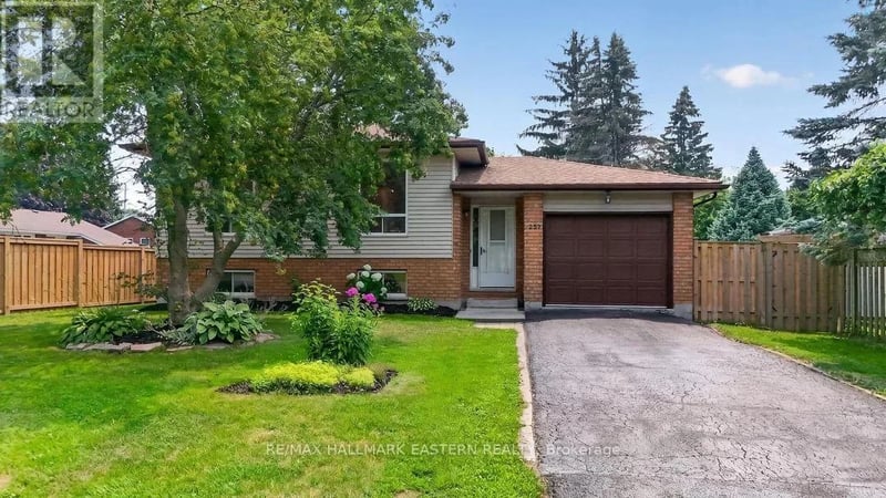 257 White Street, Cobourg, Ontario, K9A5B8, Cobourg, Ontario — photo 1 of 5