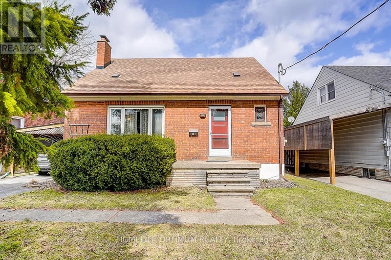 16 Ayre Point Road, Toronto (Cliffcrest), Ontario, M1M1G5, Toronto (Cliffcrest), Ontario — photo 1 of 5
