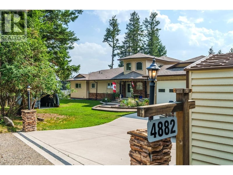 4882 GLOINNZUN Crescent, 108 Mile Ranch, British Columbia, V0K2Z0, 108 Mile Ranch, British Columbia — photo 1 of 5