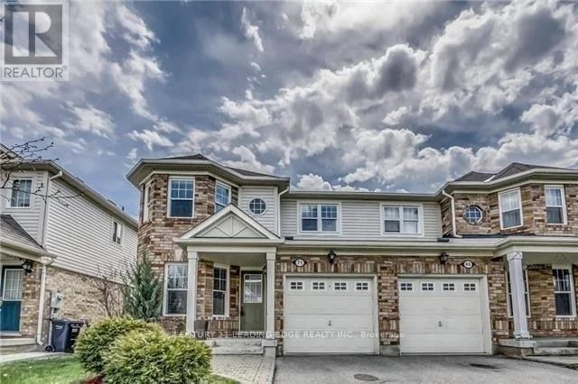 71 Jessop Drive, Brampton (Fletcher's Meadow), Ontario, L7A3N4, Brampton (Fletcher's Meadow), Ontario — photo 1 of 5