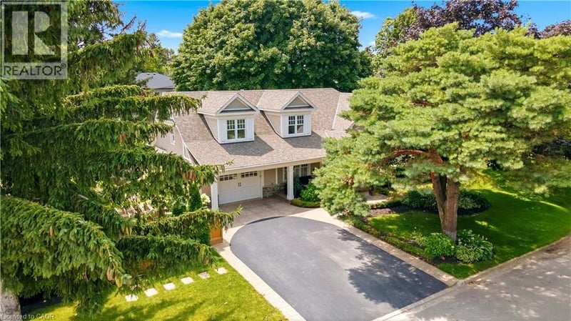 330 CAMELOT Court, Burlington, Ontario, L7L2G3, Burlington, Ontario — photo 1 of 5