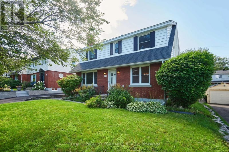 166 Winther Avenue, Ottawa, Ontario, K1H6E2, Ottawa, Ontario — photo 1 of 5