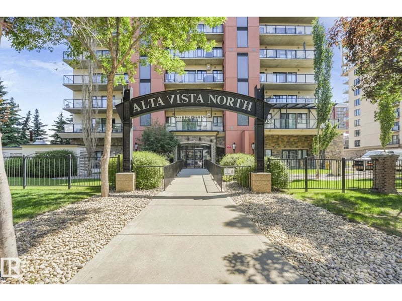 #807 10319 111 ST NW, Edmonton, Alberta, T5K0A2, Edmonton, Alberta — photo 1 of 5