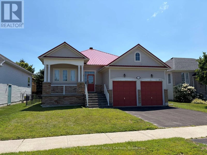 71 Meadowlark Boulevard, Wasaga Beach, Ontario, L9Z3B3, Wasaga Beach, Ontario — photo 1 of 5