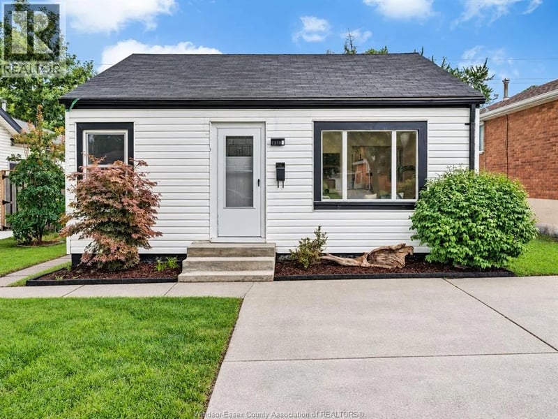 1310 JANETTE, Windsor, Ontario, N8X1Y6, Windsor, Ontario — photo 1 of 5