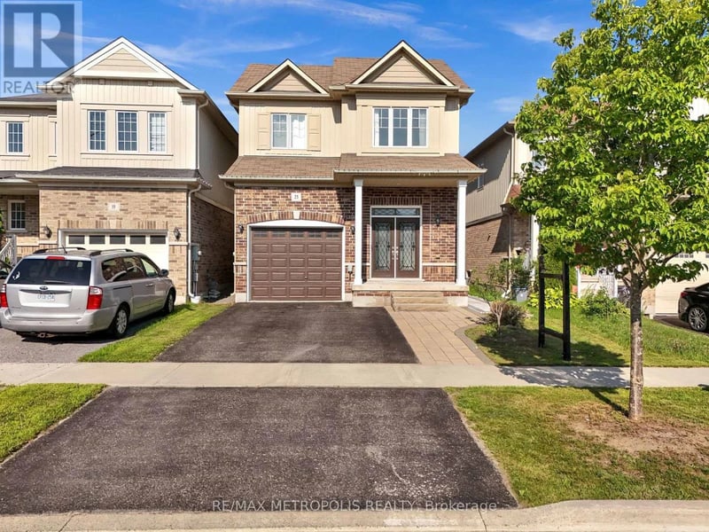 23 Gordon Cowling Street, Clarington (Courtice), Ontario, L1E0G7, Clarington (Courtice), Ontario — photo 1 of 5
