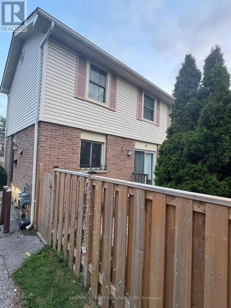 #6 230 CLARKE Road, London East (East I), Ontario, N5W5P5, London East (East I), Ontario — photo 1 of 5