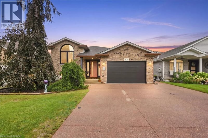 8115 BEAVER GLEN Drive, Niagara Falls, Ontario, L2H3K5, Niagara Falls, Ontario — photo 1 of 5