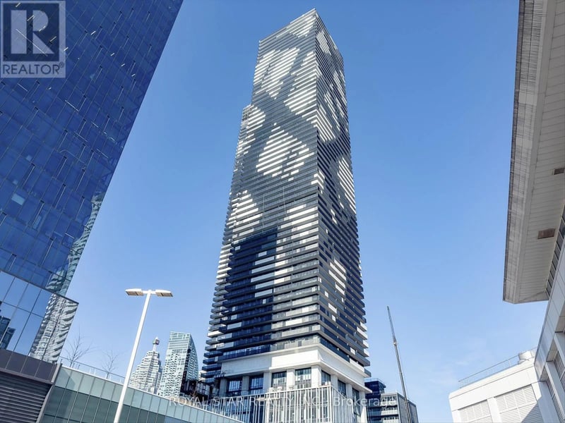#4015 55 Cooper Street, Toronto (Waterfront Communities), Ontario, M5E0G1, Toronto (Waterfront Communities), Ontario — photo 1 of 5
