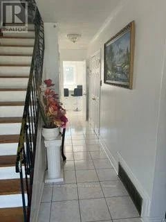 7304 Sills Road, Mississauga (Malton), Ontario, L4T2K1, Mississauga (Malton), Ontario — photo 1 of 5