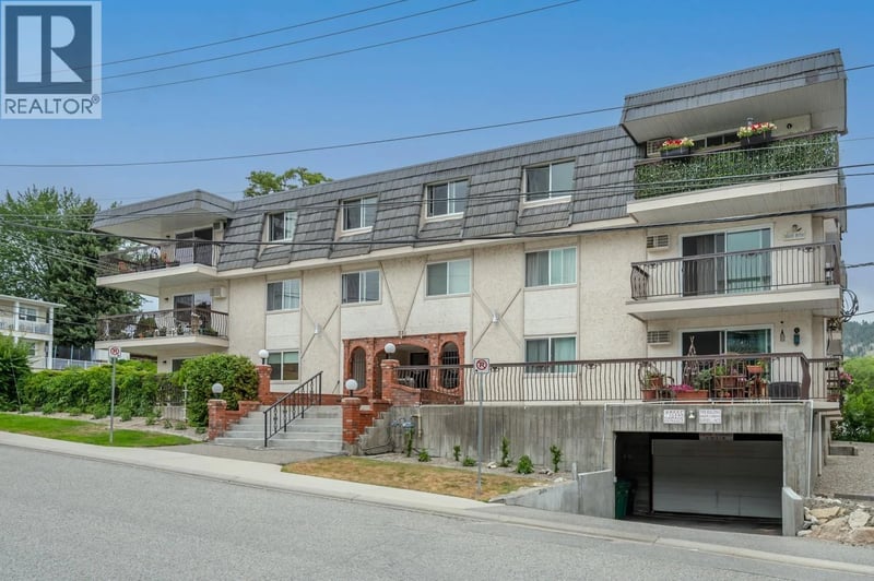 #106 22 Abbott Street, Penticton, British Columbia, V2A4J2, Penticton, British Columbia — photo 1 of 5