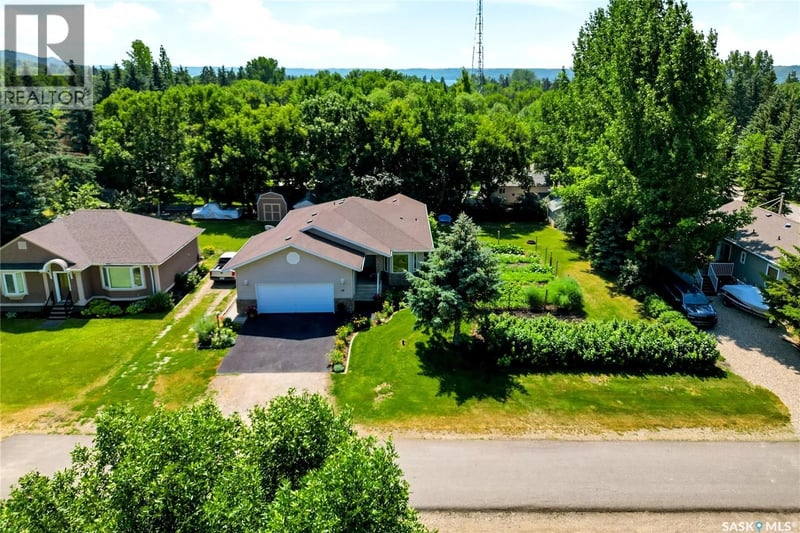 28 Rosedale AVENUE, Katepwa Beach, Saskatchewan, S0G2K0, Katepwa Beach, Saskatchewan — photo 1 of 5
