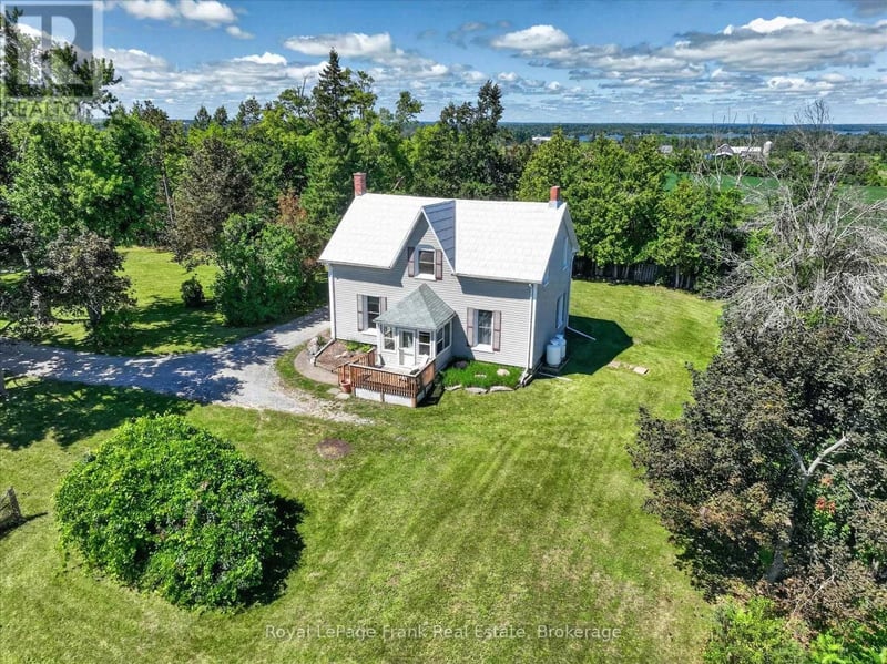 1375 Holden Road, Selwyn, Ontario, K9J6X5, Selwyn, Ontario — photo 1 of 5