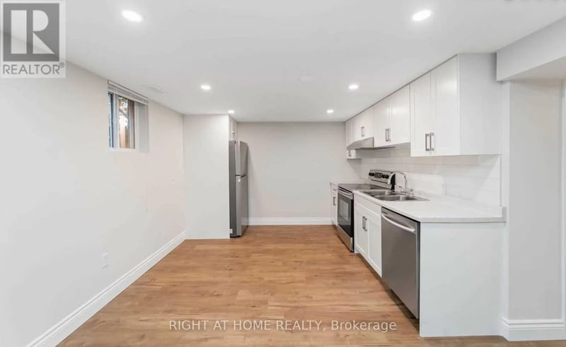 459 Nipigon Street, Oshawa (McLaughlin), Ontario, L1J3A4, Oshawa (McLaughlin), Ontario — photo 1 of 5